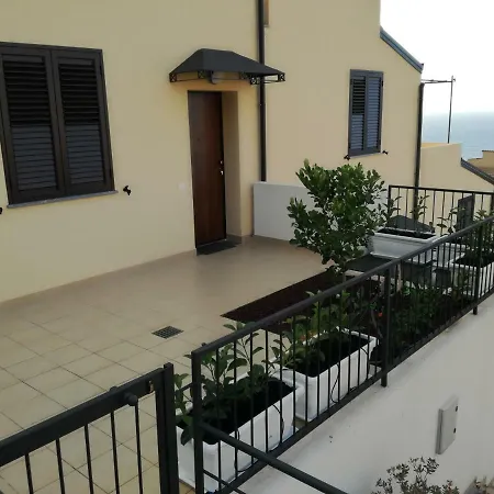 Bianco Di Mare * Cefalù