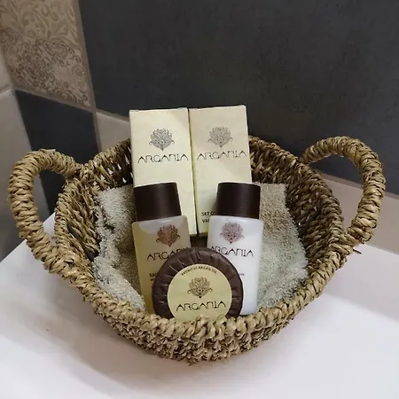 Bianco Di Mare * تْشيفالو